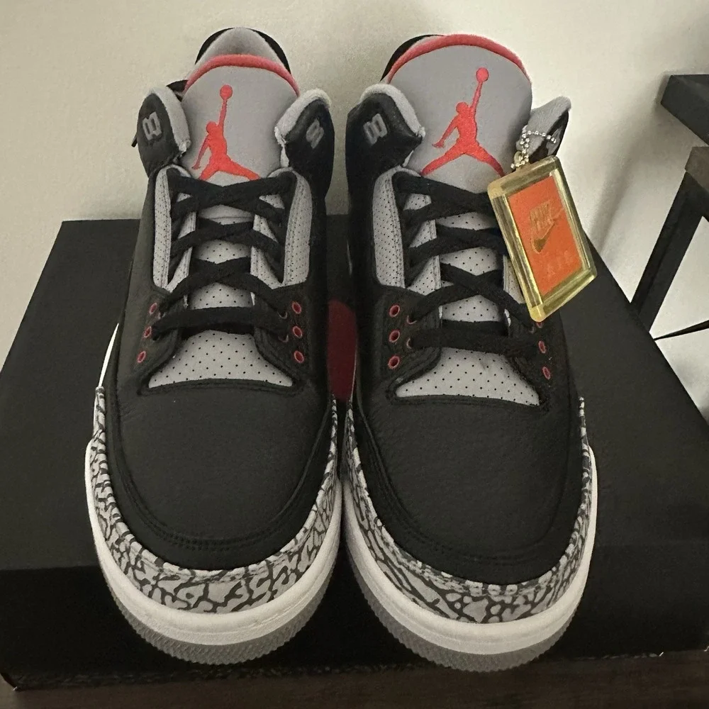 Size 13 - Jordan 3 Retro OG Mid Black Cement  Style 854262-001  2018 New Box